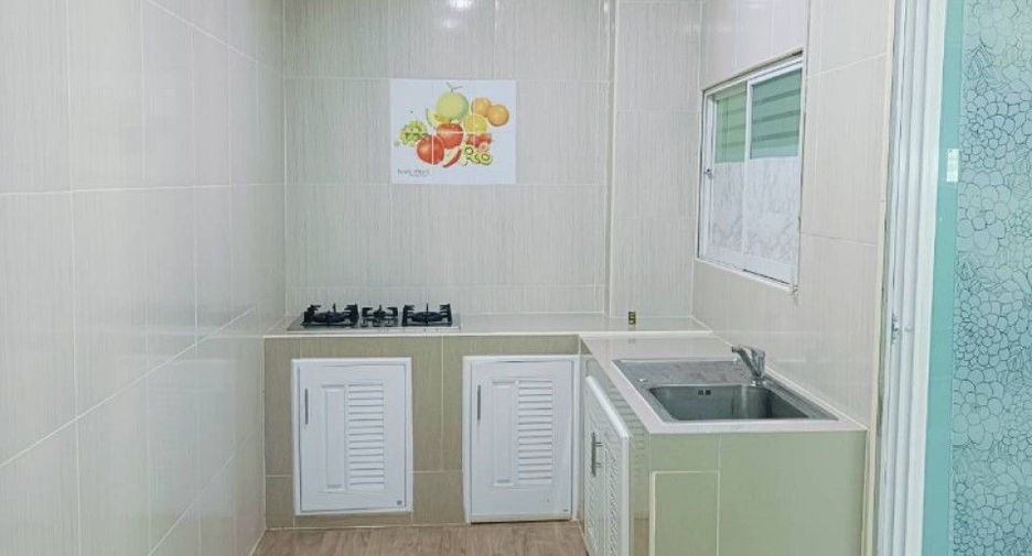 Reihenhaus zum Kauf mit 3 Zimmer in Mueang Pathum Thani, Pathum Thani