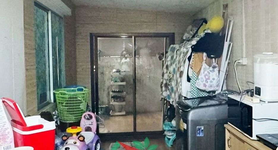 For sale 3 bedrooms townhouse in Phutthamonthon, Nakhon Pathom