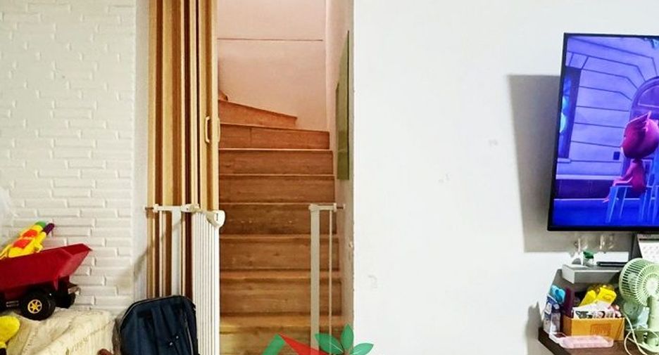 For sale 3 bedrooms townhouse in Phutthamonthon, Nakhon Pathom