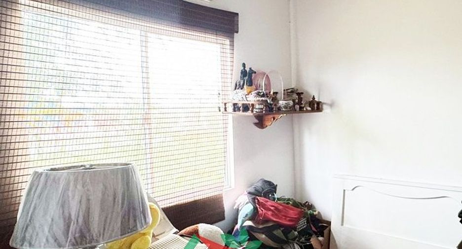 For sale 3 bedrooms townhouse in Phutthamonthon, Nakhon Pathom