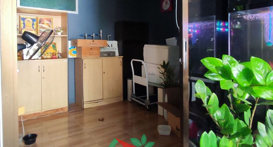For sale 3 bedrooms townhouse in Phutthamonthon, Nakhon Pathom