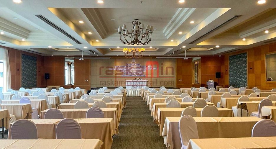 For sale 401 bedrooms hotel in Bang Phlat, Bangkok