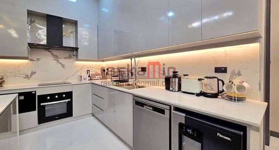 For sale 4 ベッドルーム villa in Bang Lamung, Chonburi