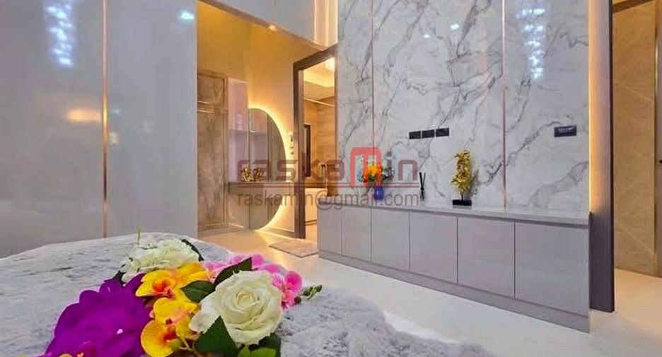 For sale 4 ベッドルーム villa in Bang Lamung, Chonburi