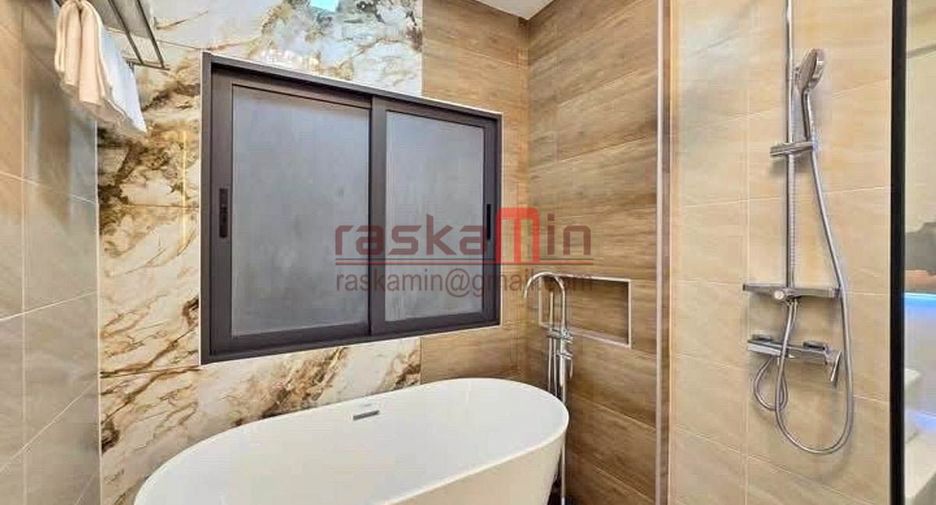 For sale 4 ベッドルーム villa in Bang Lamung, Chonburi
