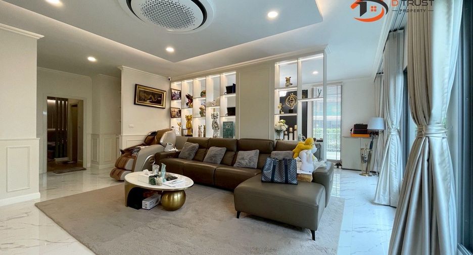 For sale 4 bedrooms house in Lat Krabang, Bangkok