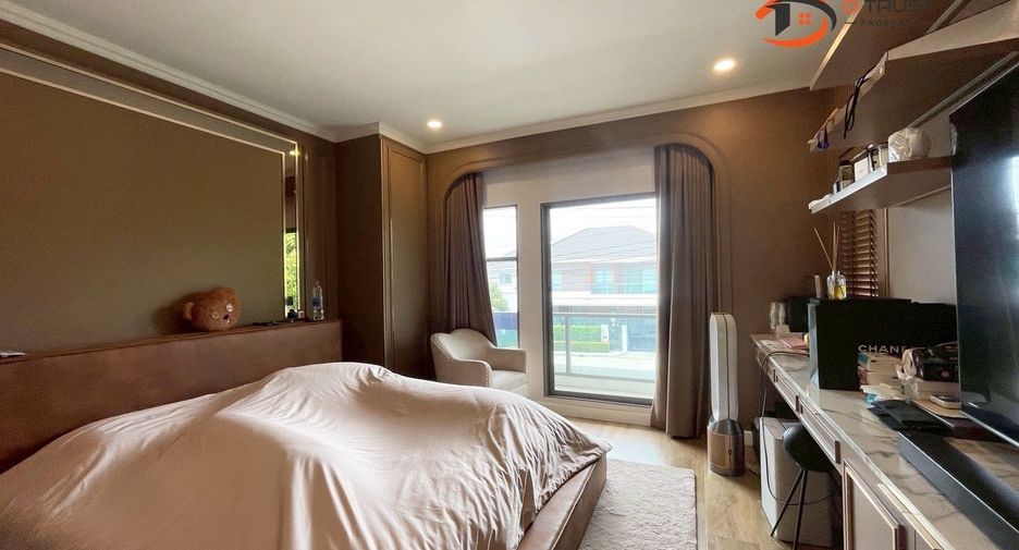 For sale 4 bedrooms house in Lat Krabang, Bangkok