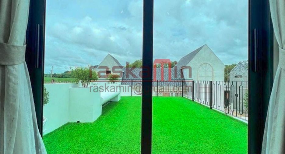 ขาย 5 ห้องนอน วิลล่า ใน สัตหีบ, ชลบุรี