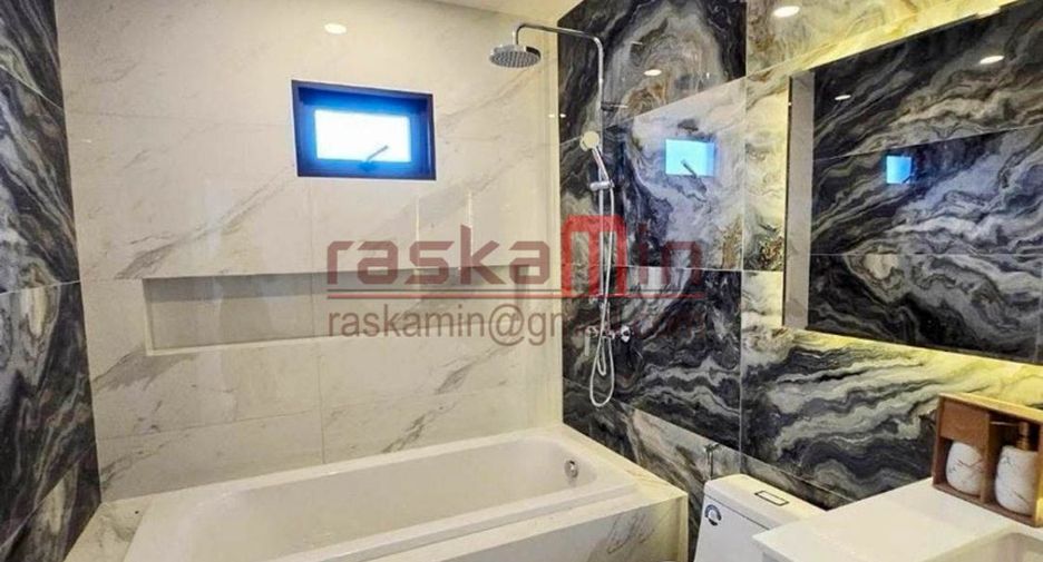 ขาย 5 ห้องนอน วิลล่า ใน สัตหีบ, ชลบุรี