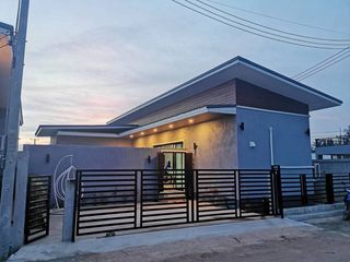 Продажа 2 спальни дом в Саттахип, Паттайя