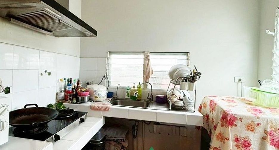 For sale 4 bedrooms house in Khlong Sam Wa, Bangkok