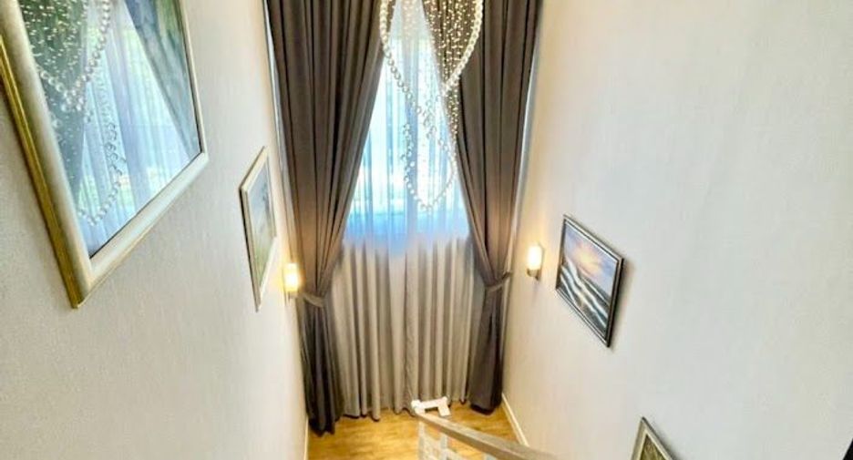 For sale 4 bedrooms house in Prawet, Bangkok