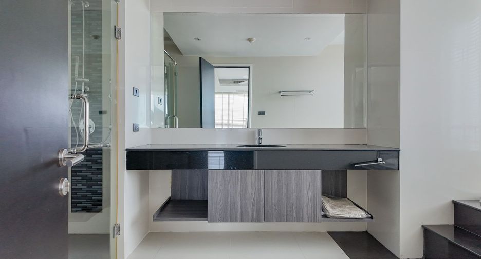 For sale 2 ベッドルーム condo in Jomtien, Pattaya