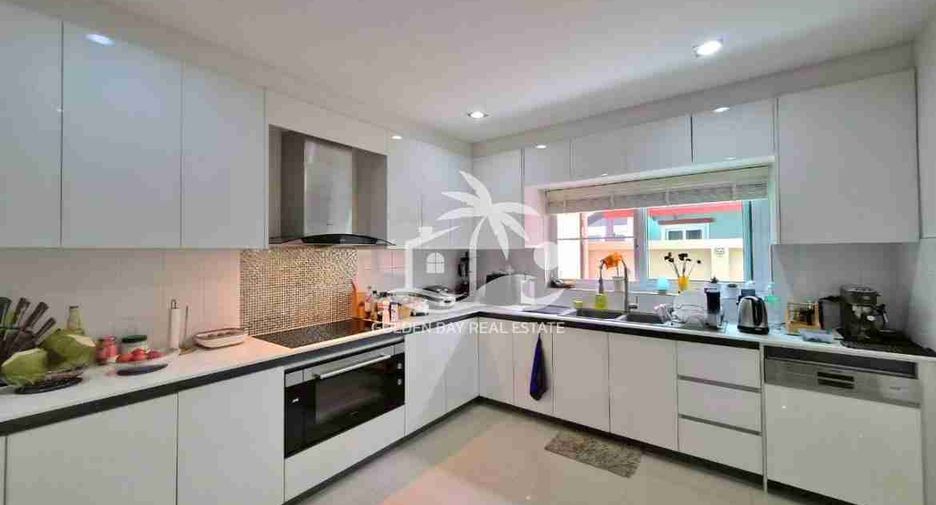 For rent 4 bedrooms house in Bang Lamung, Chonburi