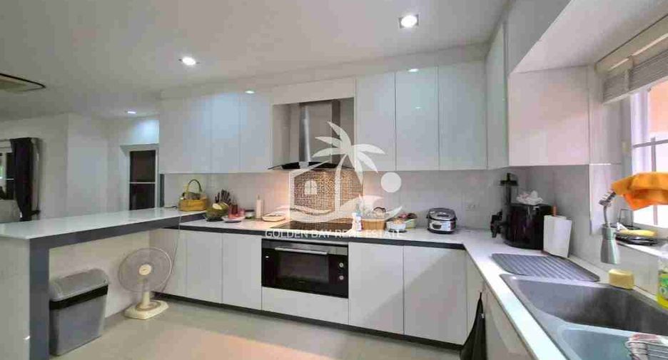 For rent 4 bedrooms house in Bang Lamung, Chonburi