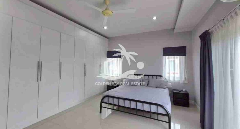 For rent 4 bedrooms house in Bang Lamung, Chonburi