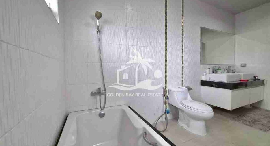 For rent 4 bedrooms house in Bang Lamung, Chonburi