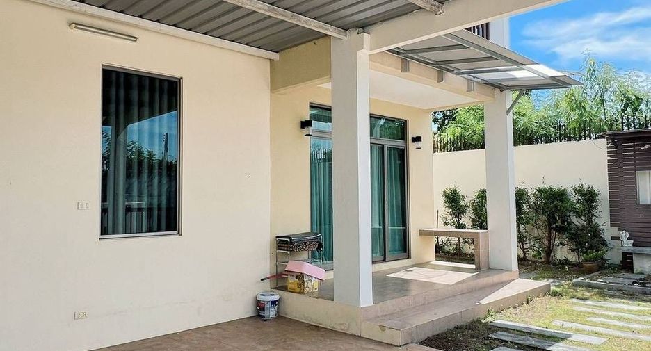 For rent 3 bedrooms house in Si Racha, Chonburi