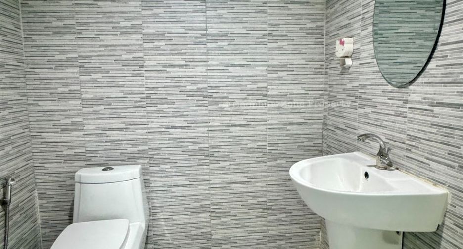 For rent 4 bedrooms house in Si Racha, Chonburi