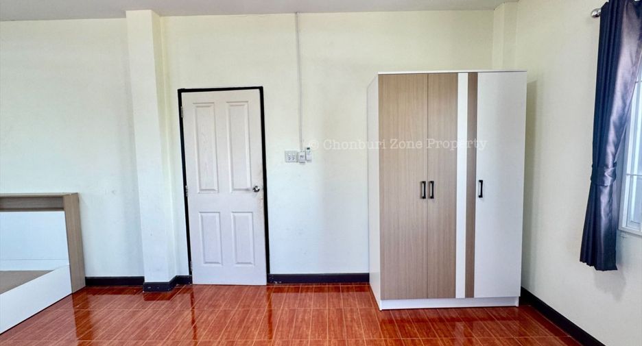 For rent 4 bedrooms house in Si Racha, Chonburi