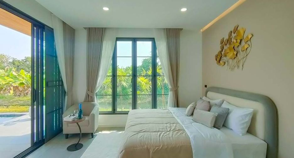For sale 3 bedrooms villa in Saraphi, Chiang Mai