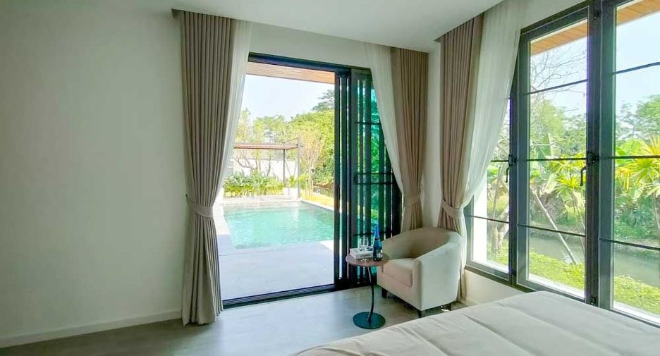 For sale 3 bedrooms villa in Saraphi, Chiang Mai