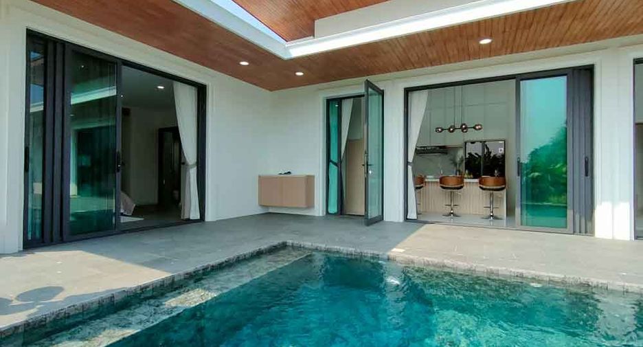 For sale 3 bedrooms villa in Saraphi, Chiang Mai