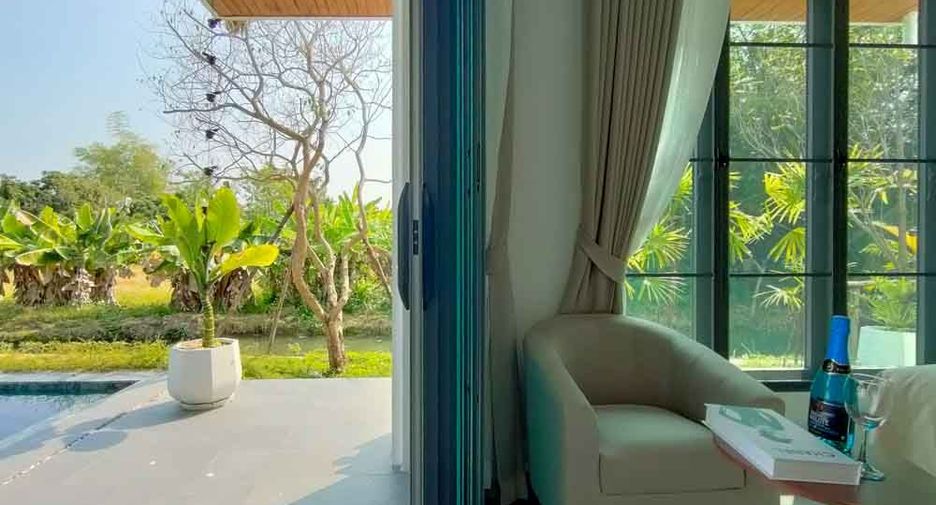 For sale 3 bedrooms villa in Saraphi, Chiang Mai