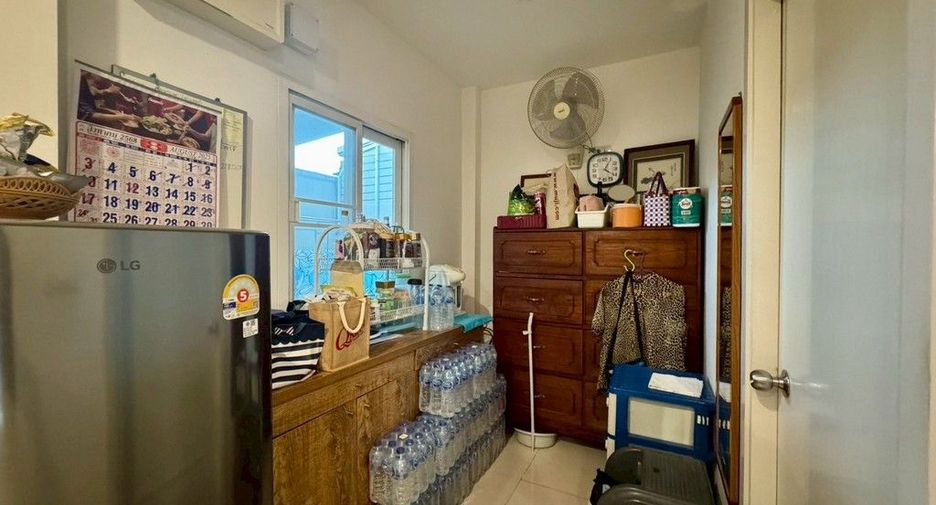 For sale 2 bedrooms house in Prawet, Bangkok