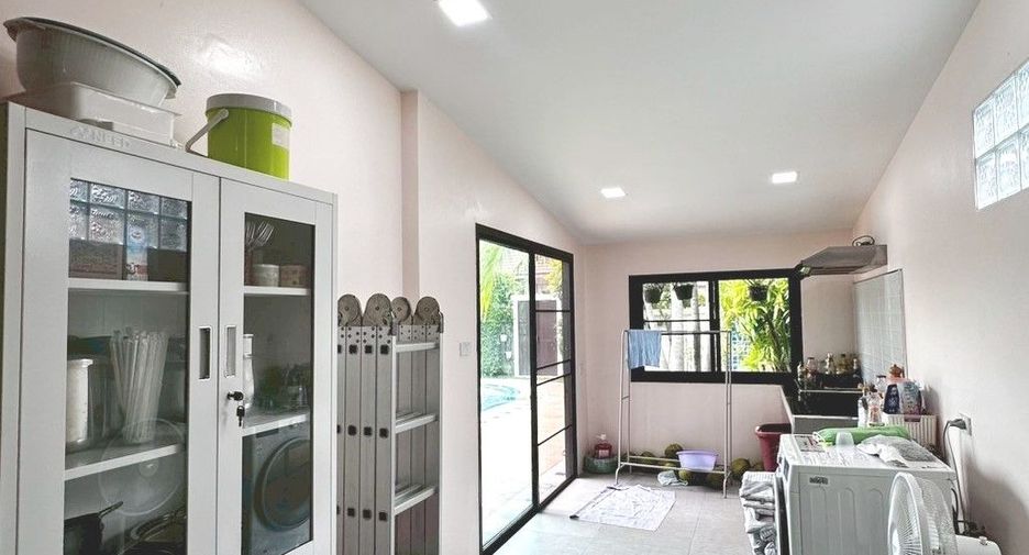Haus zum Kauf mit 3 Zimmer in Bang Lamung, Chonburi