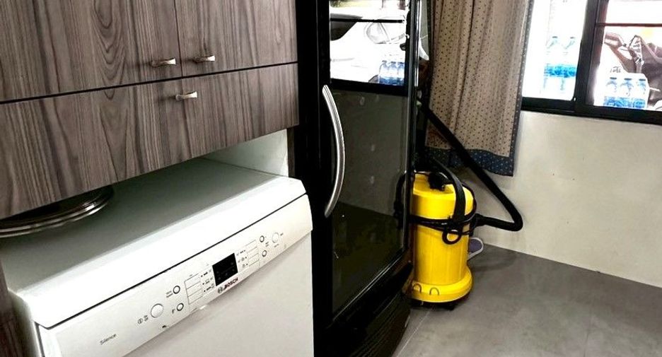 Haus zum Kauf mit 3 Zimmer in Bang Lamung, Chonburi