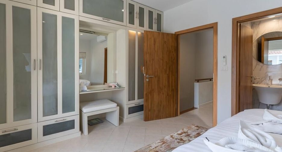 For rent 2 bedrooms townhouse in Ko Samui, Surat Thani