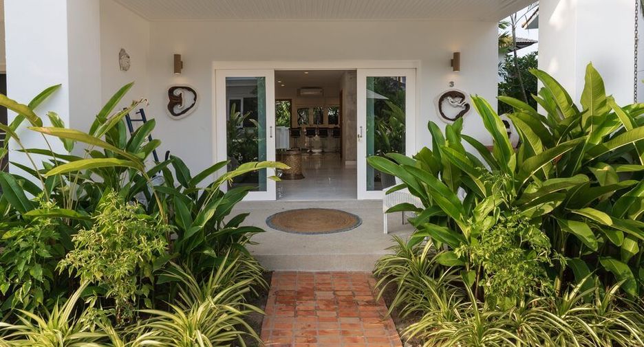 For rent 2 bedrooms townhouse in Ko Samui, Surat Thani