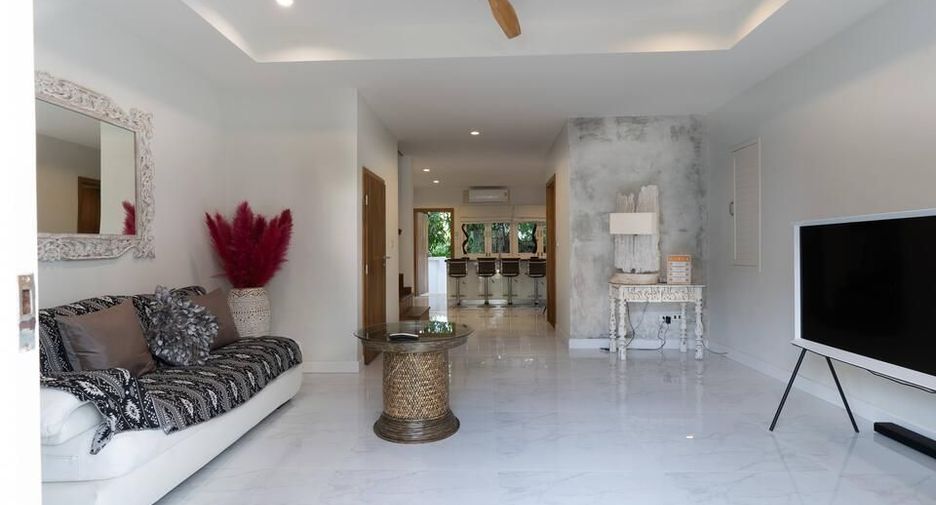 For rent 2 bedrooms townhouse in Ko Samui, Surat Thani