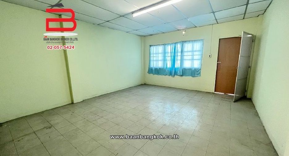 Reihenhaus zum Kauf mit 2 Zimmer in Saphan Sung, Bangkok
