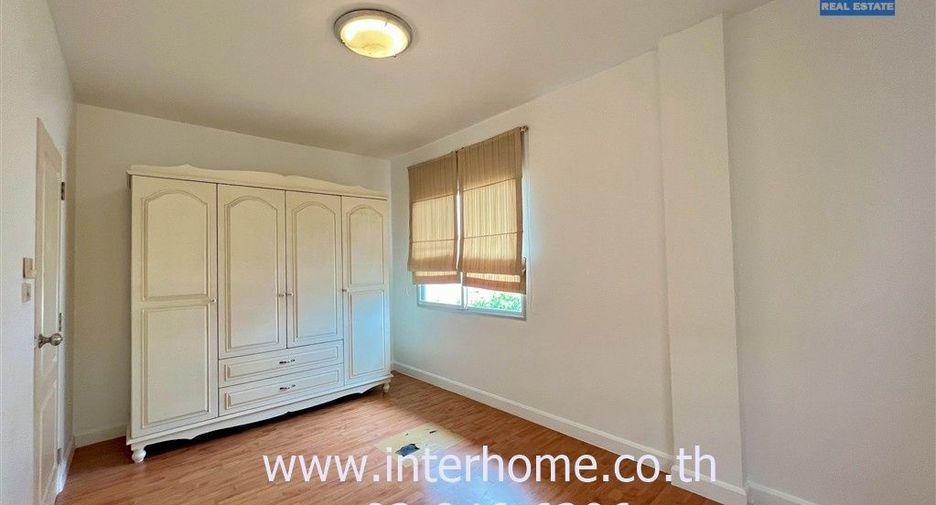 For rent and for sale 3 bedrooms townhouse in Pak Kret, Nonthaburi