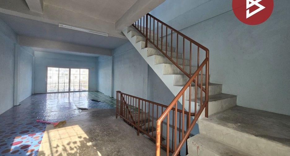 For sale retail Space in Bang Khun Thian, Bangkok