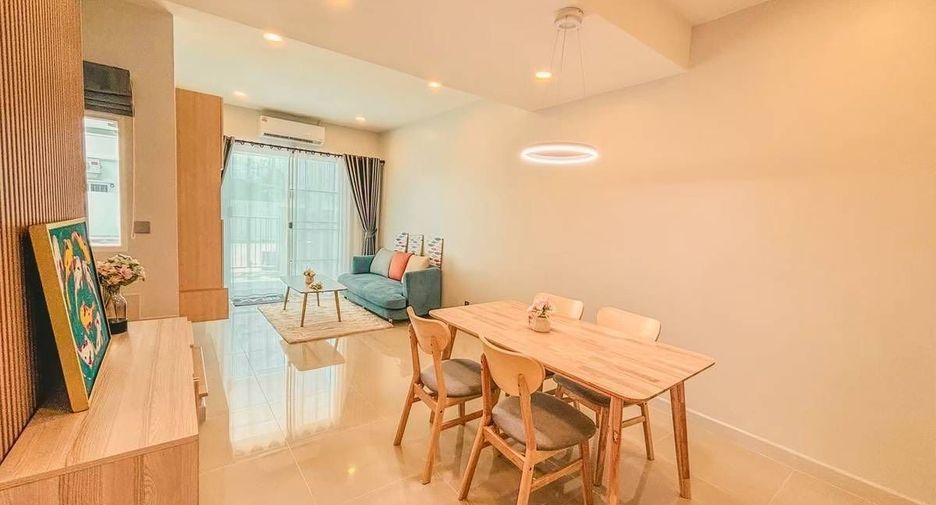 For rent 3 bedrooms house in San Kamphaeng, Chiang Mai