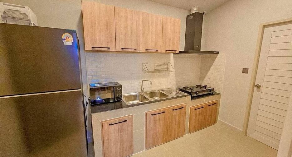 For rent 3 bedrooms house in San Kamphaeng, Chiang Mai