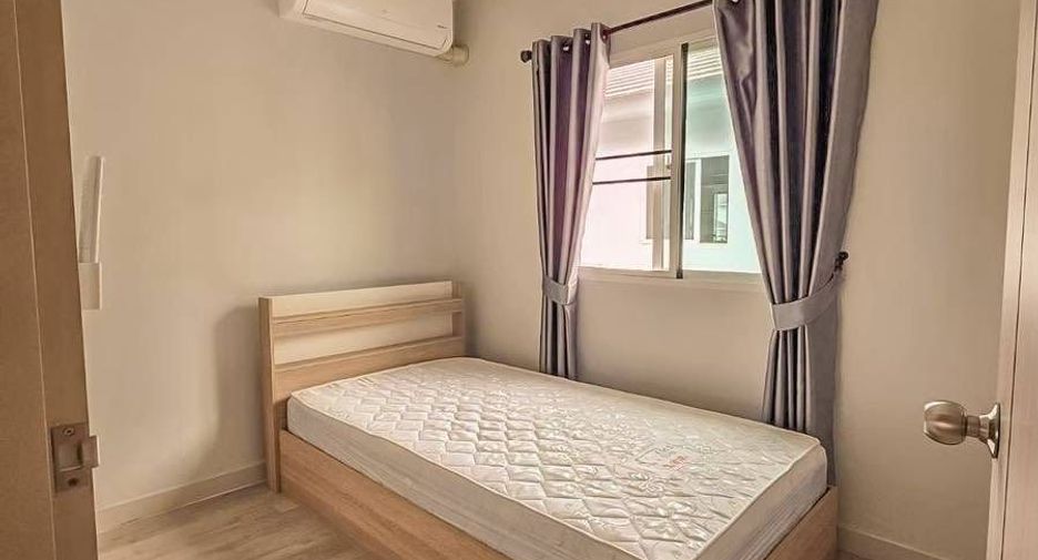 For rent 3 bedrooms house in San Kamphaeng, Chiang Mai