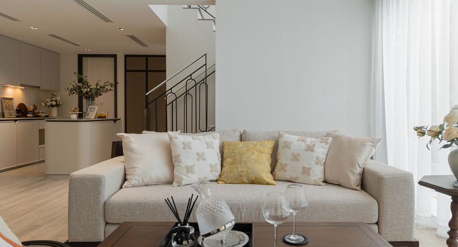 For sale 3 bedrooms villa in Hua Hin, Prachuap Khiri Khan