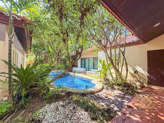 For rent 3 bedrooms house in Huay Yai, Pattaya