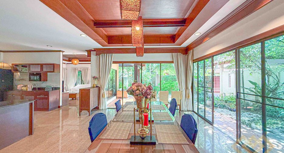 Casa en alquiler de 3 habitaciones en Sattahip, Chonburi