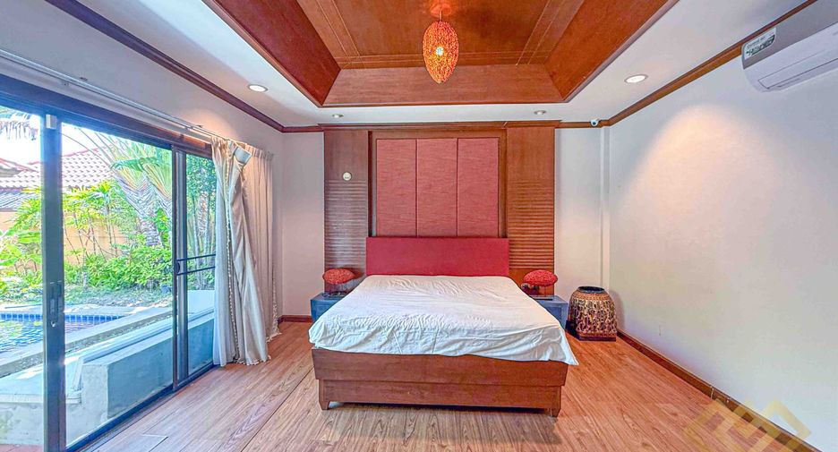 Casa en alquiler de 3 habitaciones en Sattahip, Chonburi