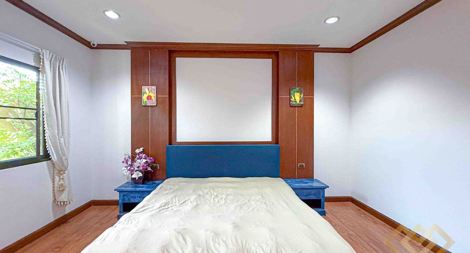 Casa en alquiler de 3 habitaciones en Sattahip, Chonburi