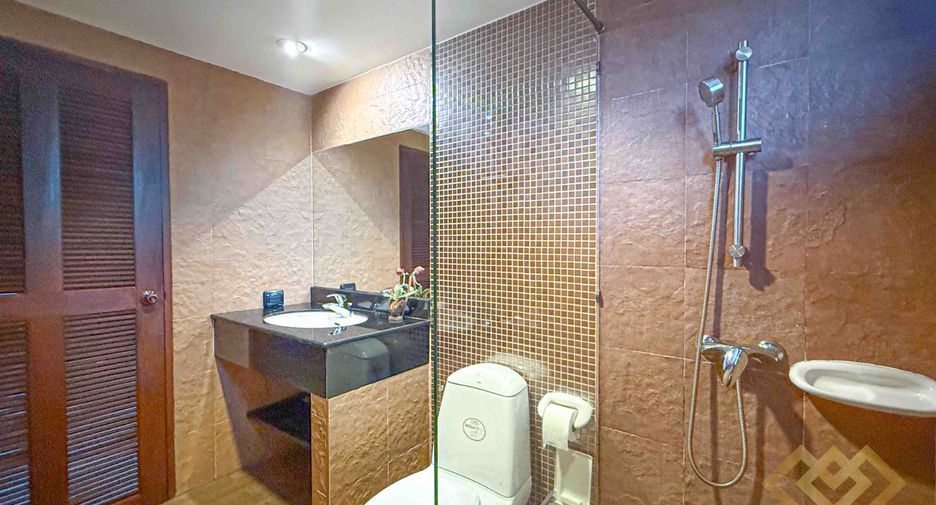 Casa en alquiler de 3 habitaciones en Sattahip, Chonburi
