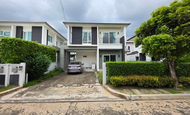 For sale 4 bedrooms house in Khlong Luang, Pathum Thani