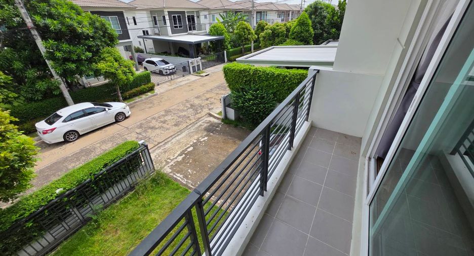 For sale 4 bedrooms house in Khlong Luang, Pathum Thani