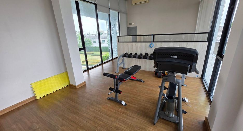 For sale 4 bedrooms house in Khlong Luang, Pathum Thani
