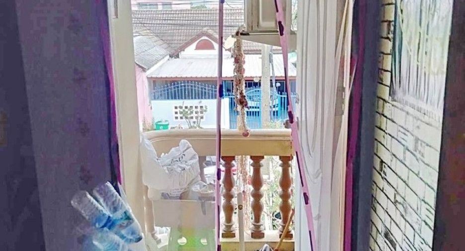 For sale 2 bedrooms townhouse in Lam Luk Ka, Pathum Thani